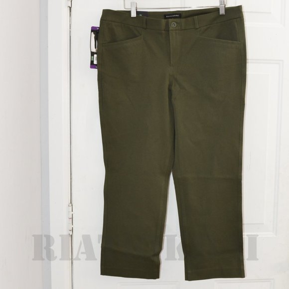 GREEN NWT Banana Republic Ladies' Slim-Straight‎ Capri Pant - Picture 2 of 11